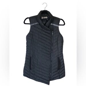 EUC Athleta So Down Puffer Asymetrical Vest
